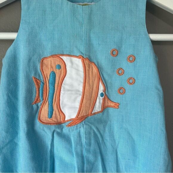 3/$20🌴 Castles and crowns baby 6 months outfit blue fish bubble beach vacation - Picture 4 of 6
